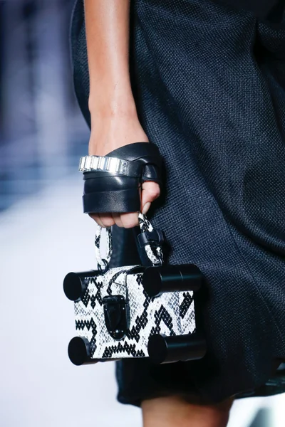 Look 85